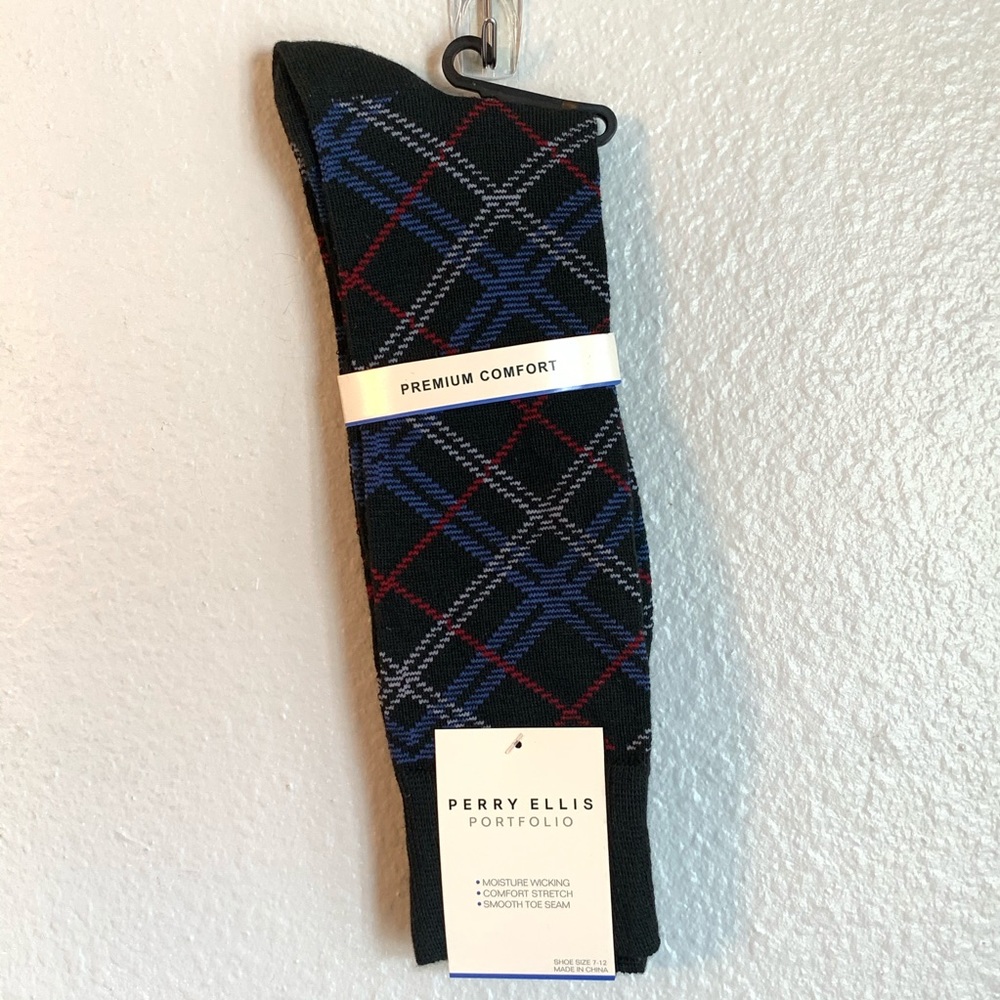 Perry Ellis Portfolio Men’s Dress Socks